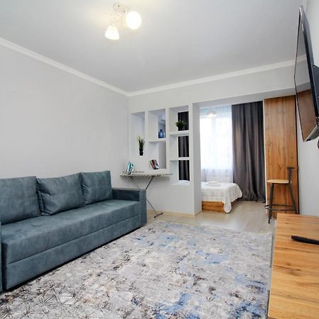 Cozy Studio In The Best Area! 5 Almaty Extérieur photo